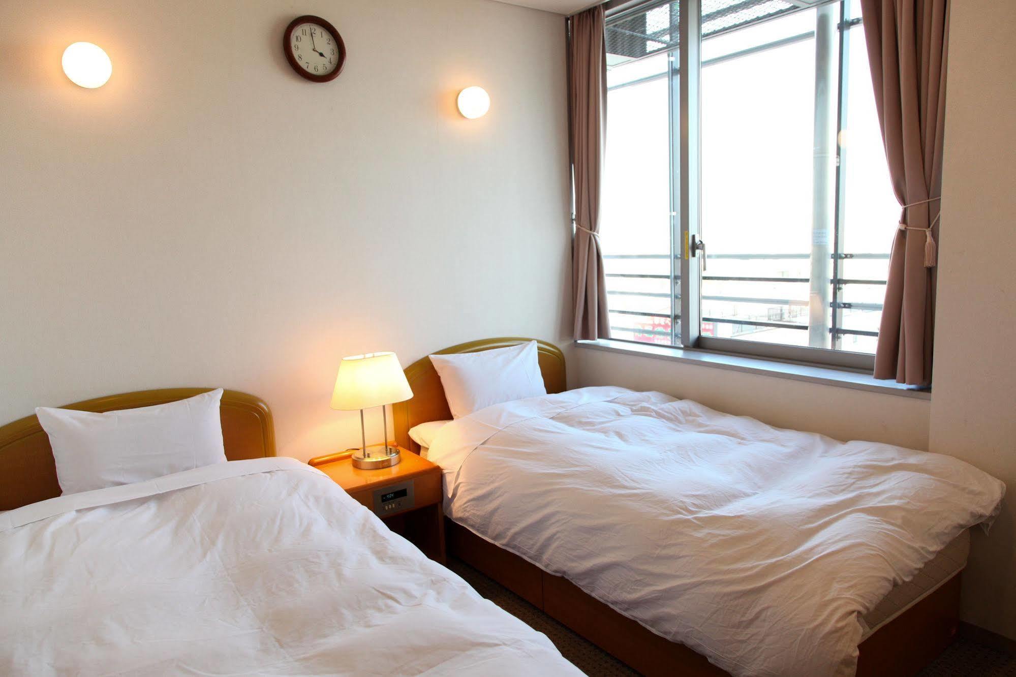 Shin-Osaka Youth Hostel Dış mekan fotoğraf